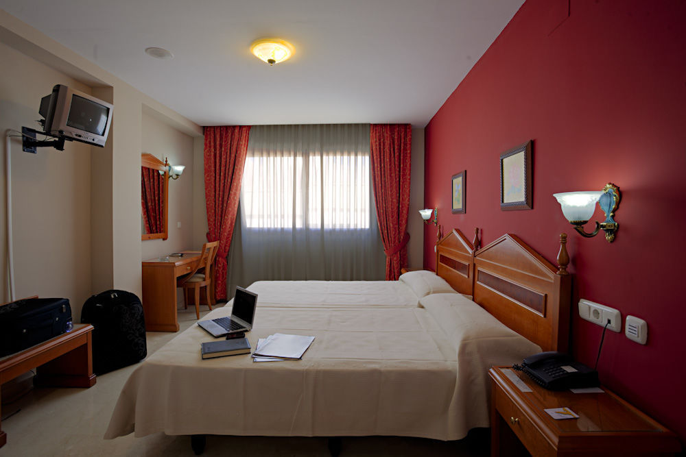 Hotel Tocina Business Albolote Cameră foto